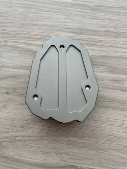 Pätka na Triumph Tiger 900 - 3