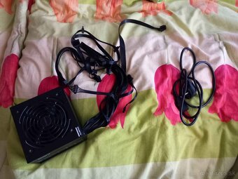 Gigabyte B550P 550W - 3