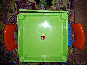 stolik s dvoma stolickami - 3