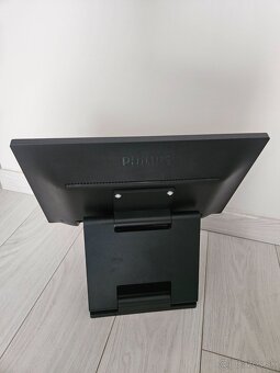 19" Philips 193V - 3