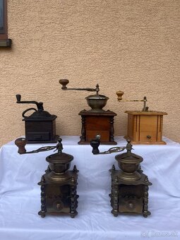 Staré mlynčeky na kávu - 3