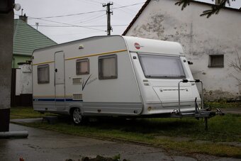 Burstner obytný príves - 3