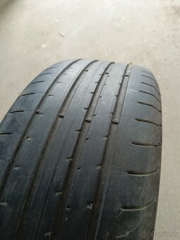 235/60 r18 good year - 3