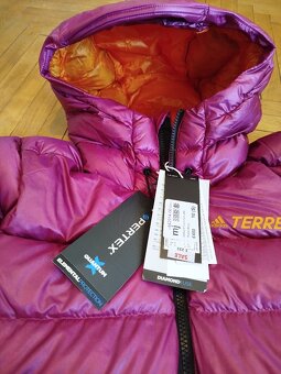 Nová paperová bunda Adidas Terrex Techrock Belay Down parka - 3
