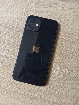 Apple iPhone 12 / 64GB Black Pekný stav - 3
