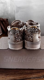 Golden Goose 36 - 3