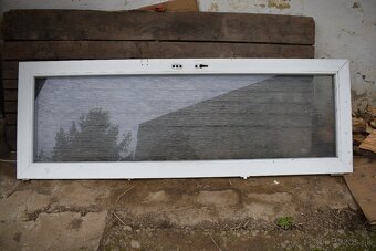 Predám plastove dvere a okno - 3