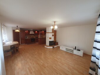 Prenájom 3+1 apartmán na prízemí v rodinnom dome - 3