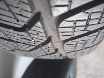 Predam zimne penumatiky 215/65 R17 - 3