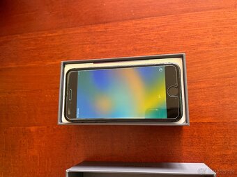 Iphone 8 64GB - 3