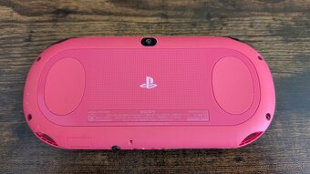 PS Vita 2000 slim čierno-ružová - 3