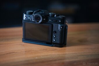 Fujifilm X-T30 ii, grip, baterie - 3