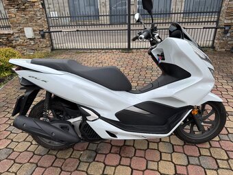 Honda PCX 125, 06/2019, len 2 100km - 3