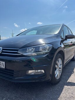 Volkswagen Touran 2.0TDI - 3