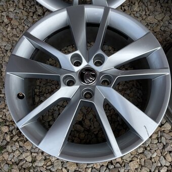 Orig. hlinikove disky skoda octavia 3 lift - 3