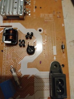 Predám elektroniku z TV Panasonic TX-55CX800E - 3