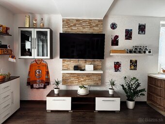 NA PREDAJ: 3-izbový byt s terasou, záhradou a garážou - 3