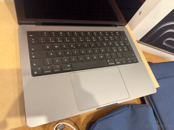 Macbook pro 14 inch M3 512 gb - 3