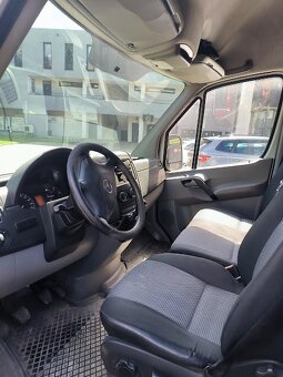 Prenájom dodávka skriňová Mercedes Sprinter - 3