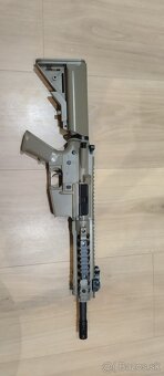Airsoftova zbraň m16 + prislušenstvo - 3