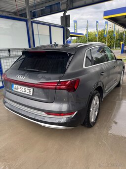 Audi Etron 55 quattro - 3