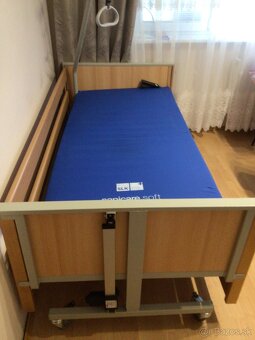 Polohovatelna elektricka postel - 3