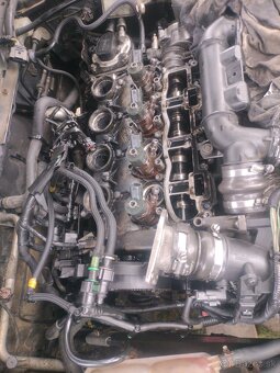 Predám motor na Ford FOCUS 2.0 TDCi 100 kw - 3
