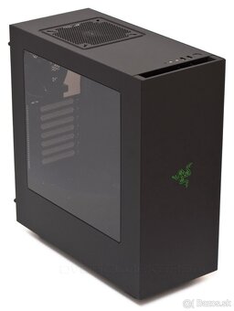 Preda PC skrinku NZXT S340 razer edition - 3
