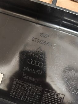 Audi A5 8T maska - 3