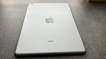 iPad Air Wi-Fi 16GB Space Gray - 3