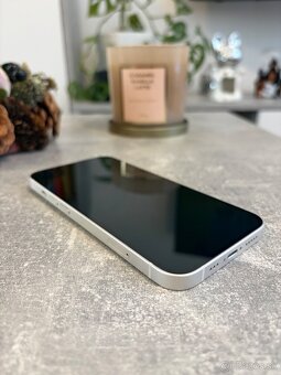 Apple iPhone 13 128 GB - 3