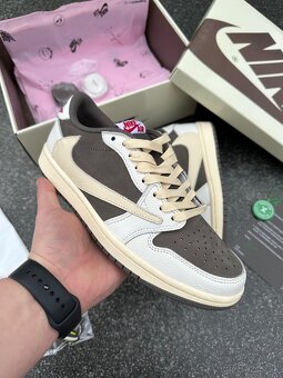 Nike Jordan 1 Retro Low Travis Scot Mocha tenisky - 3