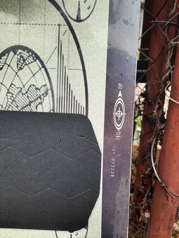 predám snowboard NIDECKER Solid State - 3