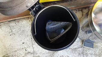 Predám dva malé nerezové koše. - 3