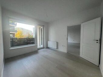 NOVÝ mimoriadne priestranný 3-izbový byt - 3
