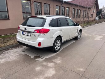 Rozpredám Subaru outbek - 3