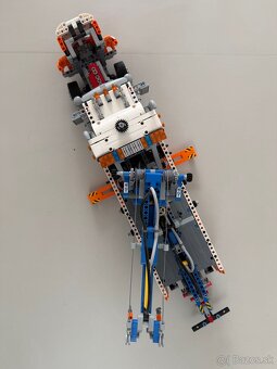 Lego Tahač áut 42128 - 3