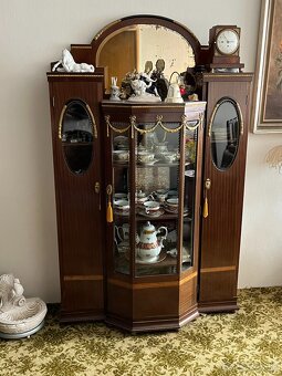 Starožitný nábytok - 3