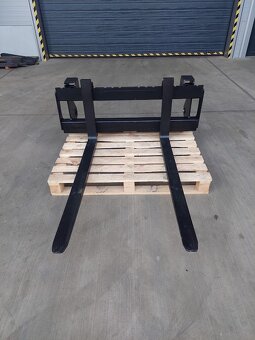 Paletizačné vidly UNC Locust skladom - 3