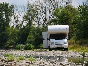 Predám Autokaravan Ford Transit 2.2 TDCi - 3