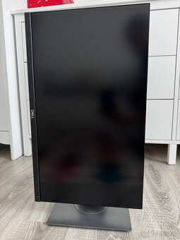23,8" Dell P2418D - 3