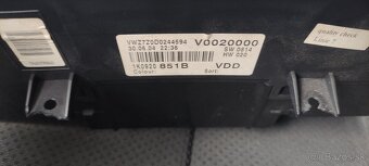 Volkswagen golf 5 budíky - 3