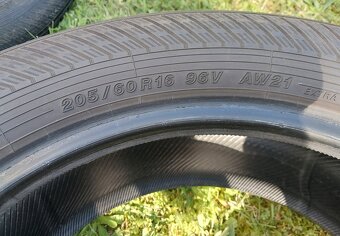 Celorocne pneumatiky 205/60 r16 96V XL - 3