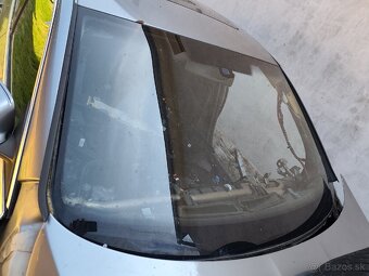 Rozpredám škodu Superb 2 1.8tsi 118kw - 3