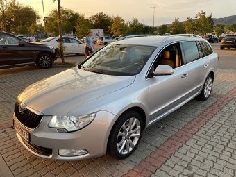 Škoda Superb Combi 2.0 TDI CR 140k Elegance DSG - 3