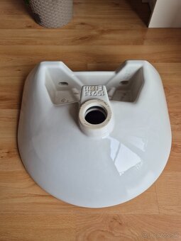 Kúpeľňové/WC umývadlo JIKA - 45cm - 3