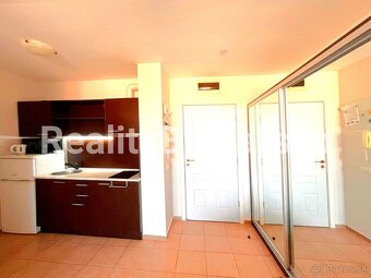 Apartmán 2+kk s verandou a výhledem na bazén – Slunečné pobř - 3