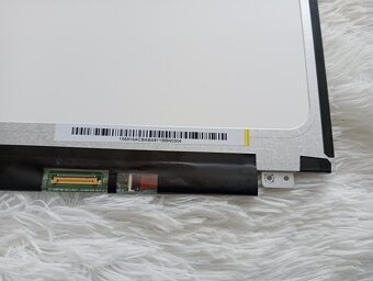 predám 15.6" LED SLIM displej 30pin eDP - NT156FHM - 3