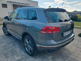 Volkswagen Touareg II 3.0 TDI R-Line 4MOTION - 3