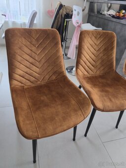 Jedálenske stoličky 3ks - 3